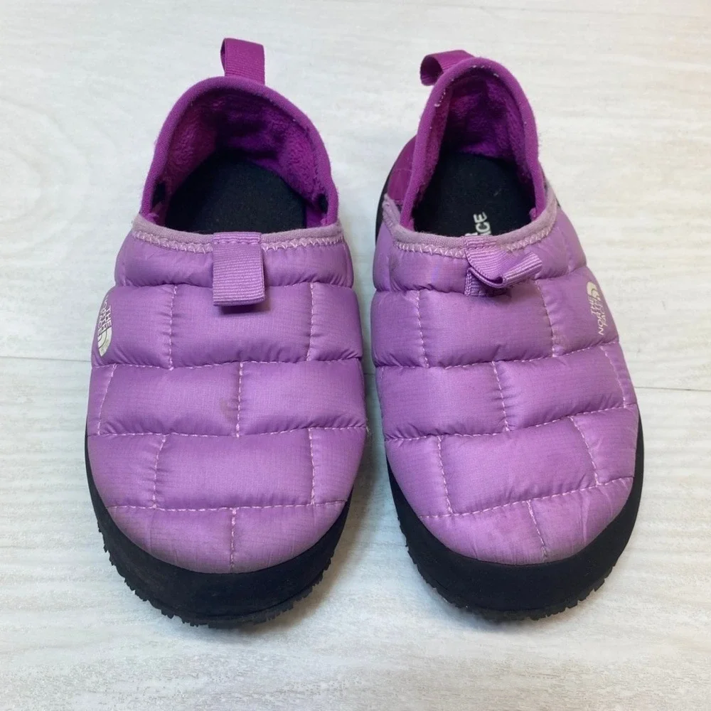 The North Face Kids 12 ThermoBall Traction Mules Slippers Purple Quilted Fleece